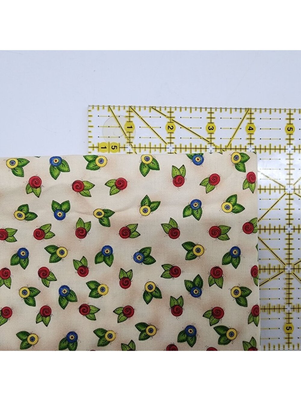 Quilting Fabric Floral Sentimental Patchwork 3807 22"x18"